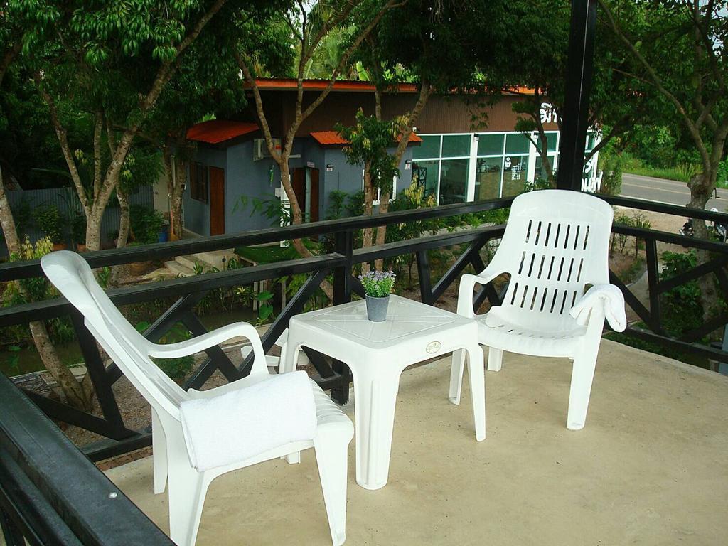 Meephawa Resort Amphawa Exterior photo